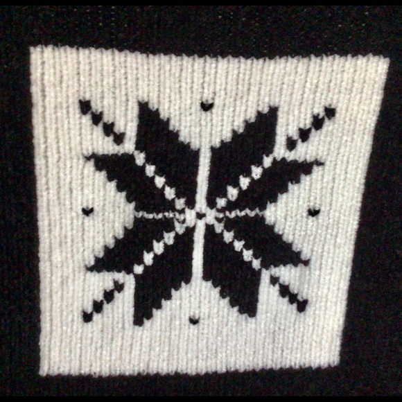Christopher & Banks snowflake cardigan EUC - Picture 4 of 13